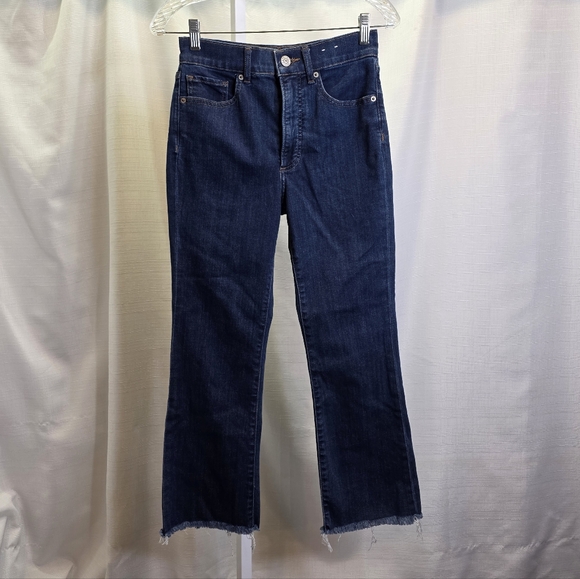 Express High Rise Croped Flare Raw Hem Jeans Size 4 - Picture 3 of 10
